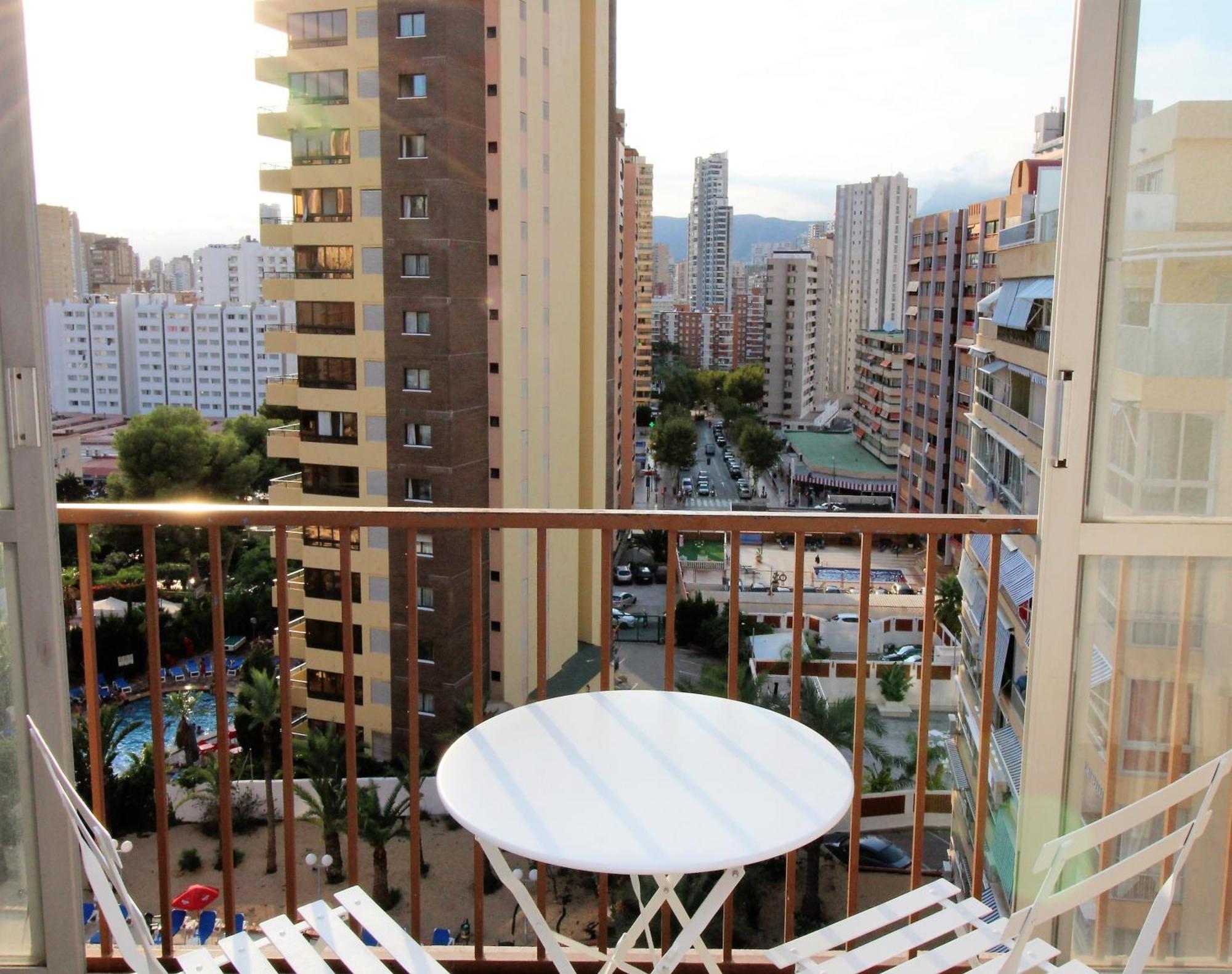 Bermudas 814 Apartment Benidorm Bagian luar foto
