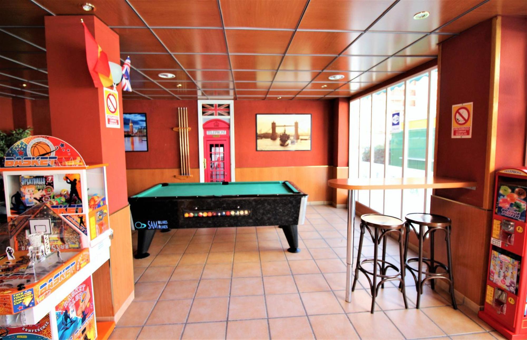 Bermudas 814 Apartment Benidorm Bagian luar foto