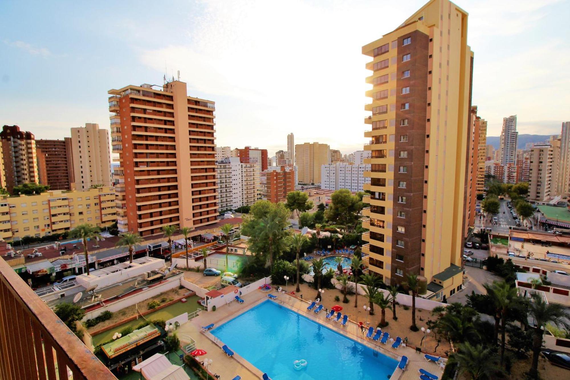 Bermudas 814 Apartment Benidorm Bagian luar foto