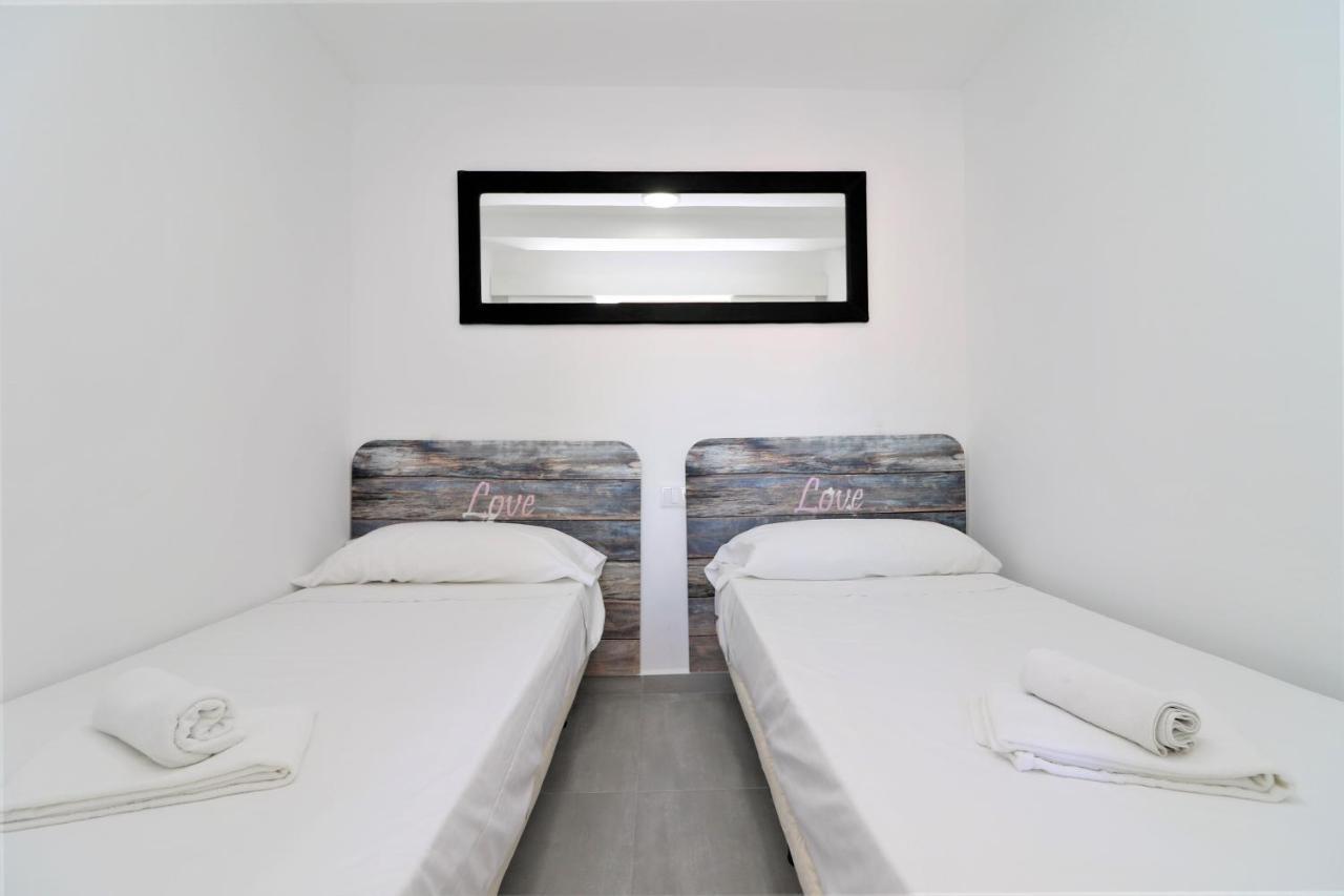 Bermudas 814 Apartment Benidorm Bagian luar foto